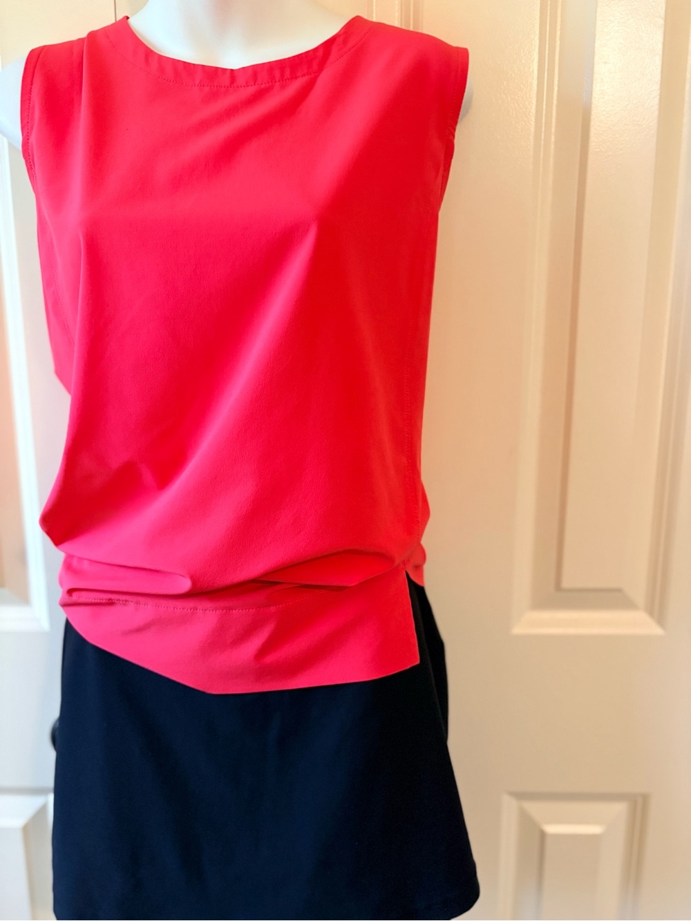 Talbots, Sleeveless Blouse in Bright Pink, size XL, active wear